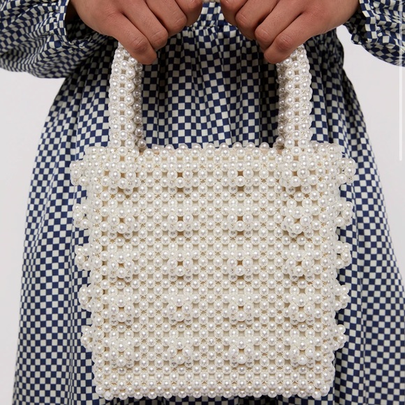 Handbags - NWT Faux Beaded Pearl Handbag